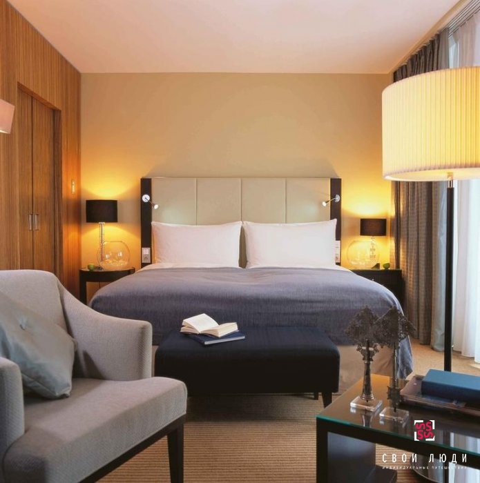 Hotel en Düsseldorf, Alemania, 2 100 m² - imagen 1