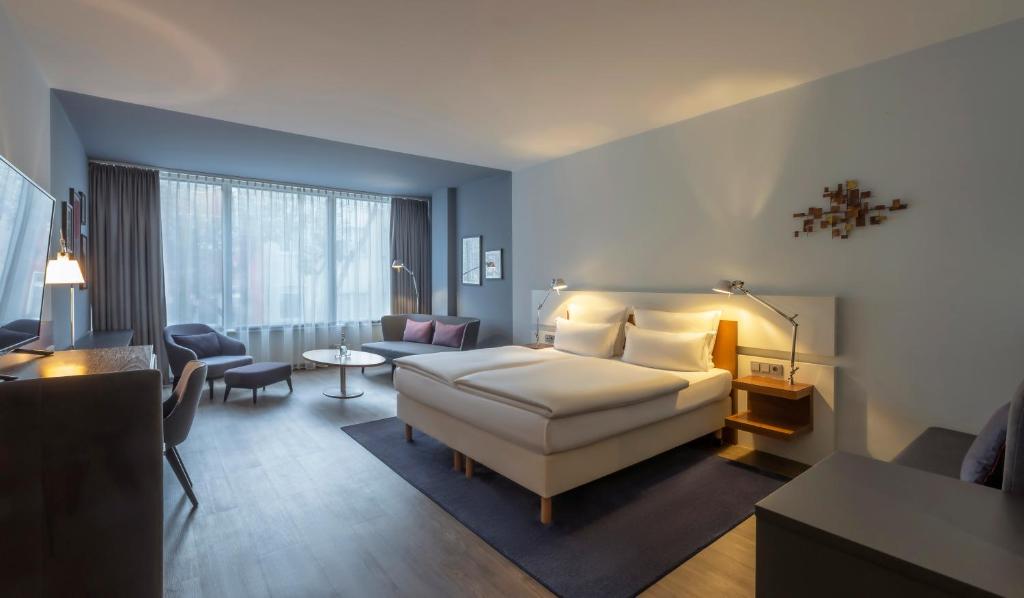 Hotel en Düsseldorf, Alemania, 2 303 m² - imagen 2