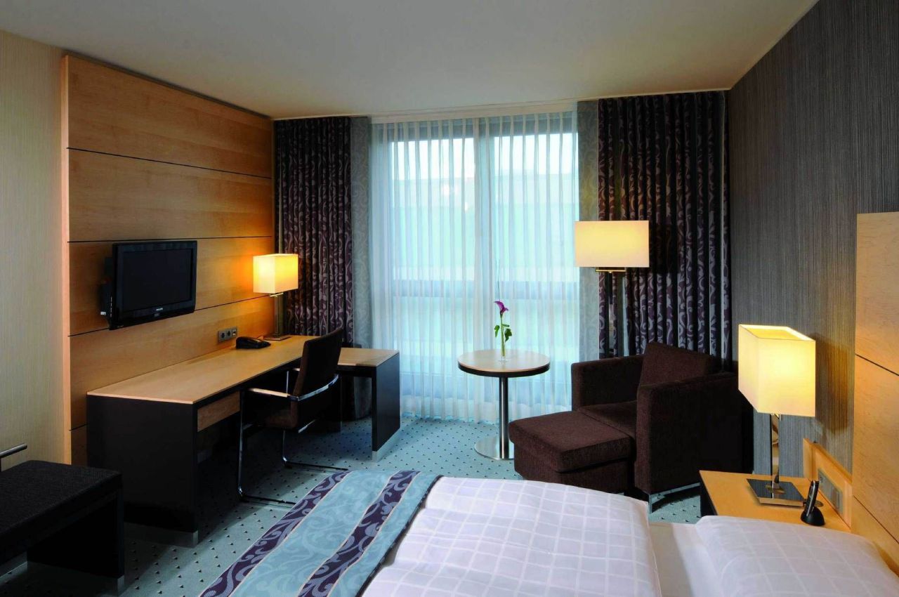 Hotel en Düsseldorf, Alemania, 2 303 m² - imagen 3