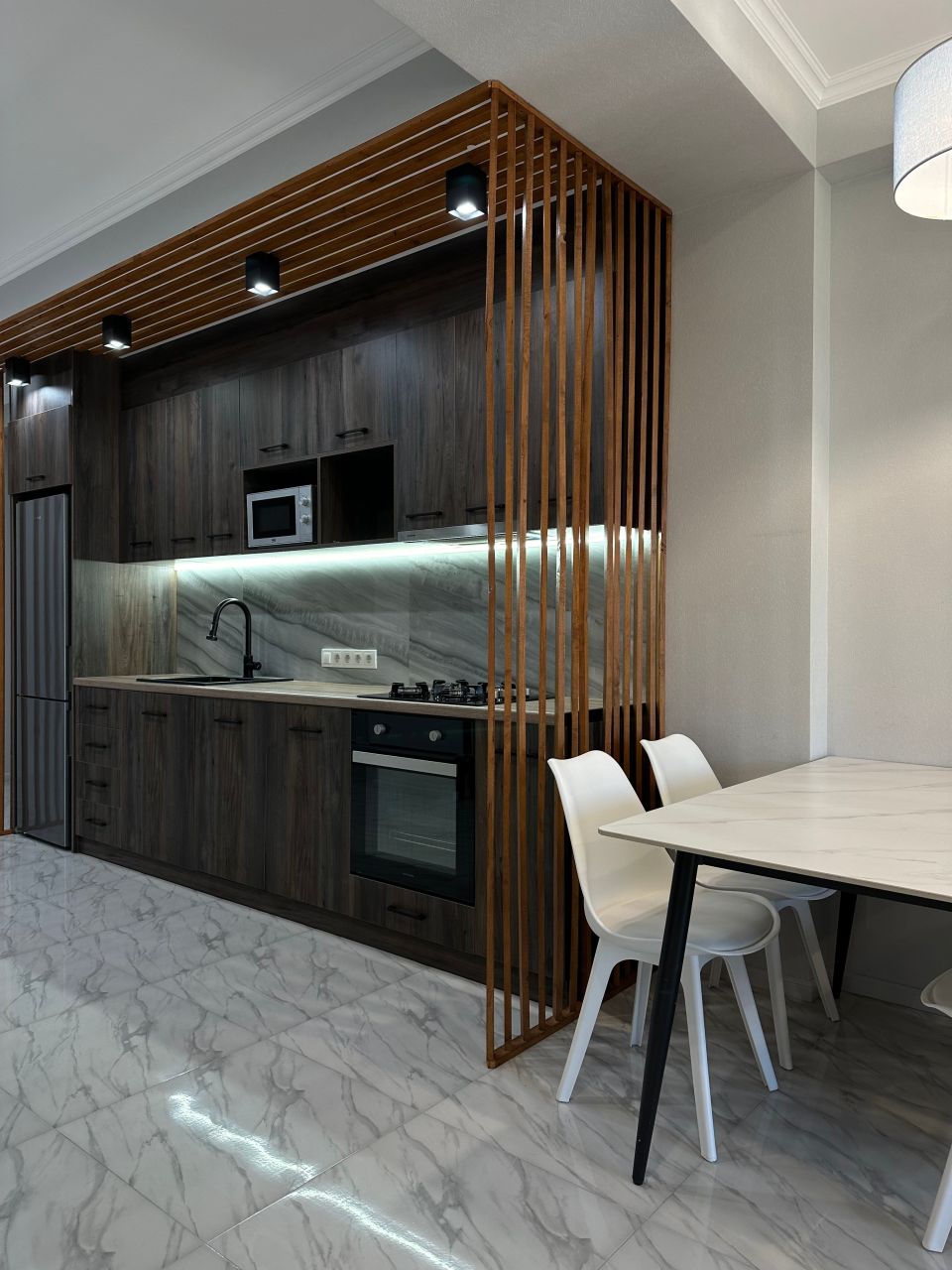 Appartement à Tbilissi, Géorgie, 82 m² - image 1