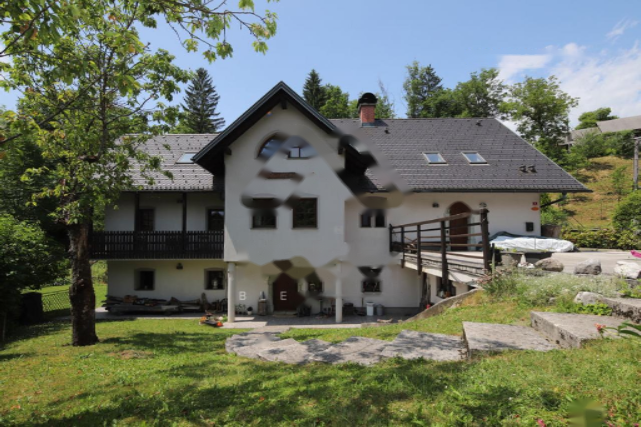 Casa a Bled, Slovenia, 482 m² - foto 1