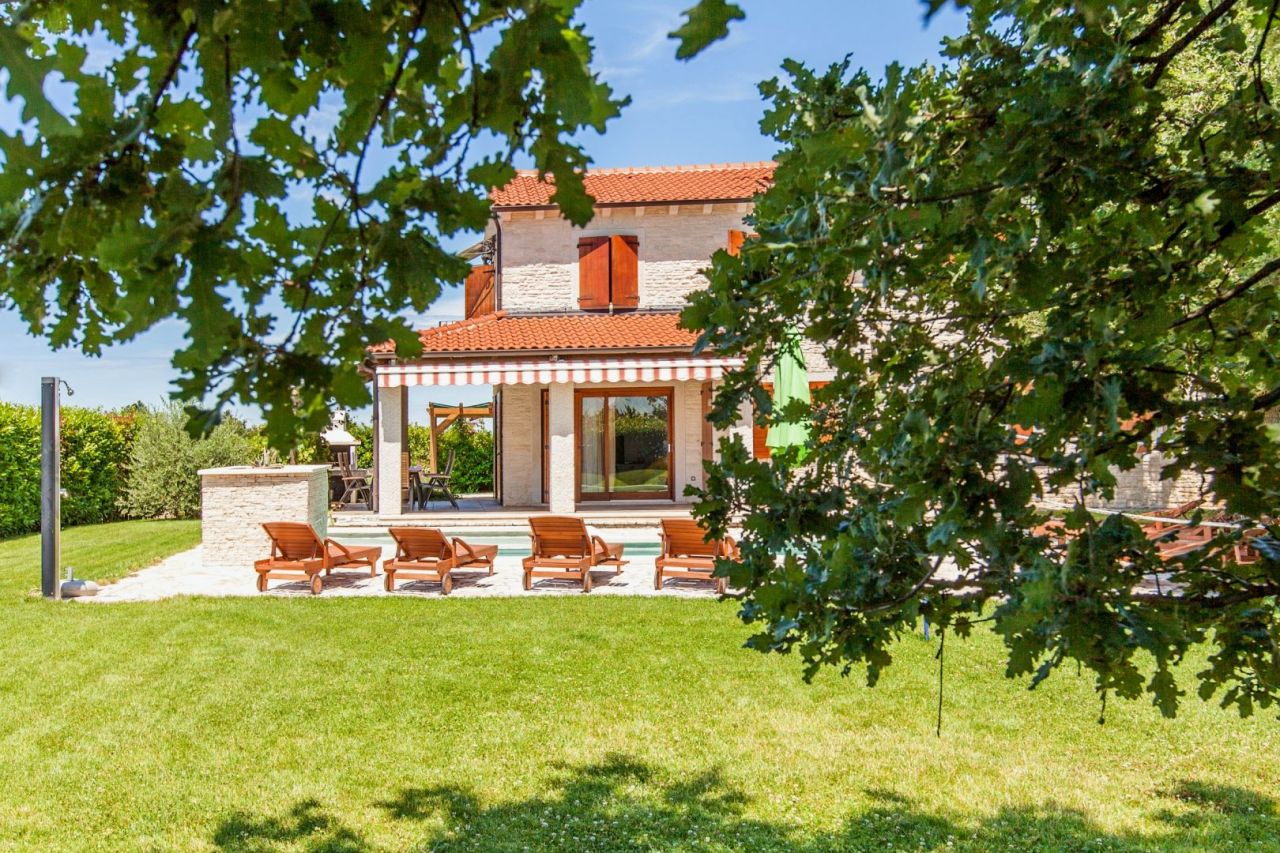 Villa Višnjan, Croacia, 219 m² - imagen 1