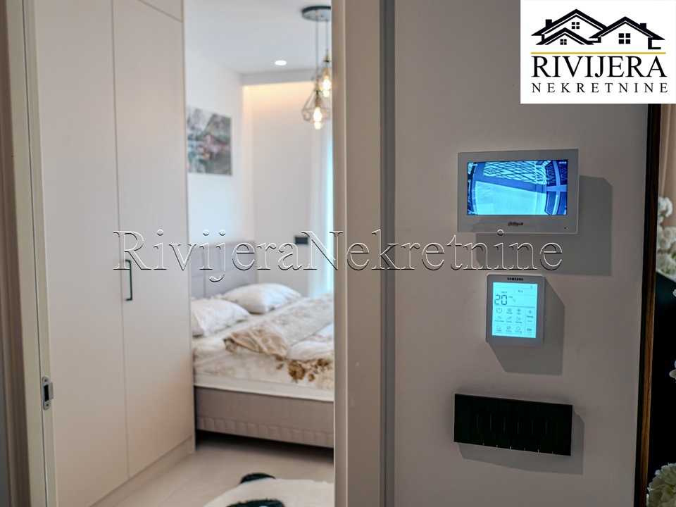 Appartamento a Radoviči, Montenegro, 62 m² - foto 2