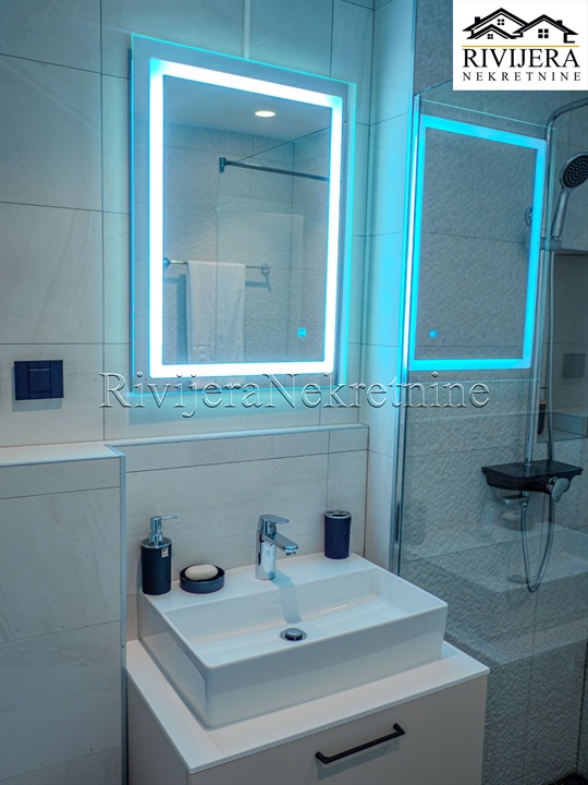 Appartamento a Radoviči, Montenegro, 62 m² - foto 3