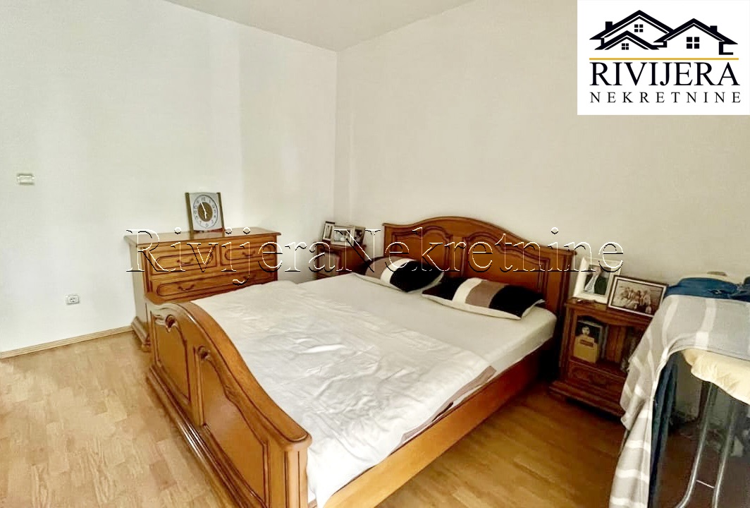 Appartamento a Dobrota, Montenegro, 64 m² - foto 4