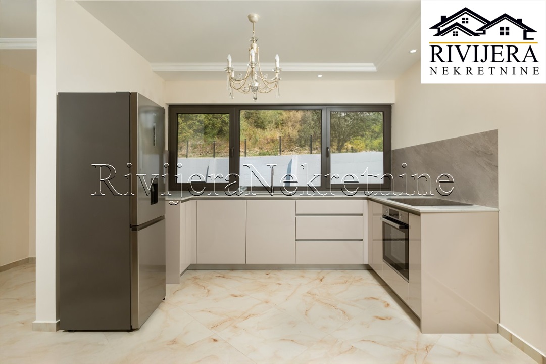 Villa in Tivat, Montenegro, 397 m² - Foto 6