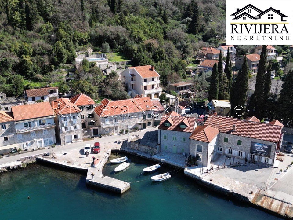 Villa in Tivat, Montenegro, 245 m² - Foto 9