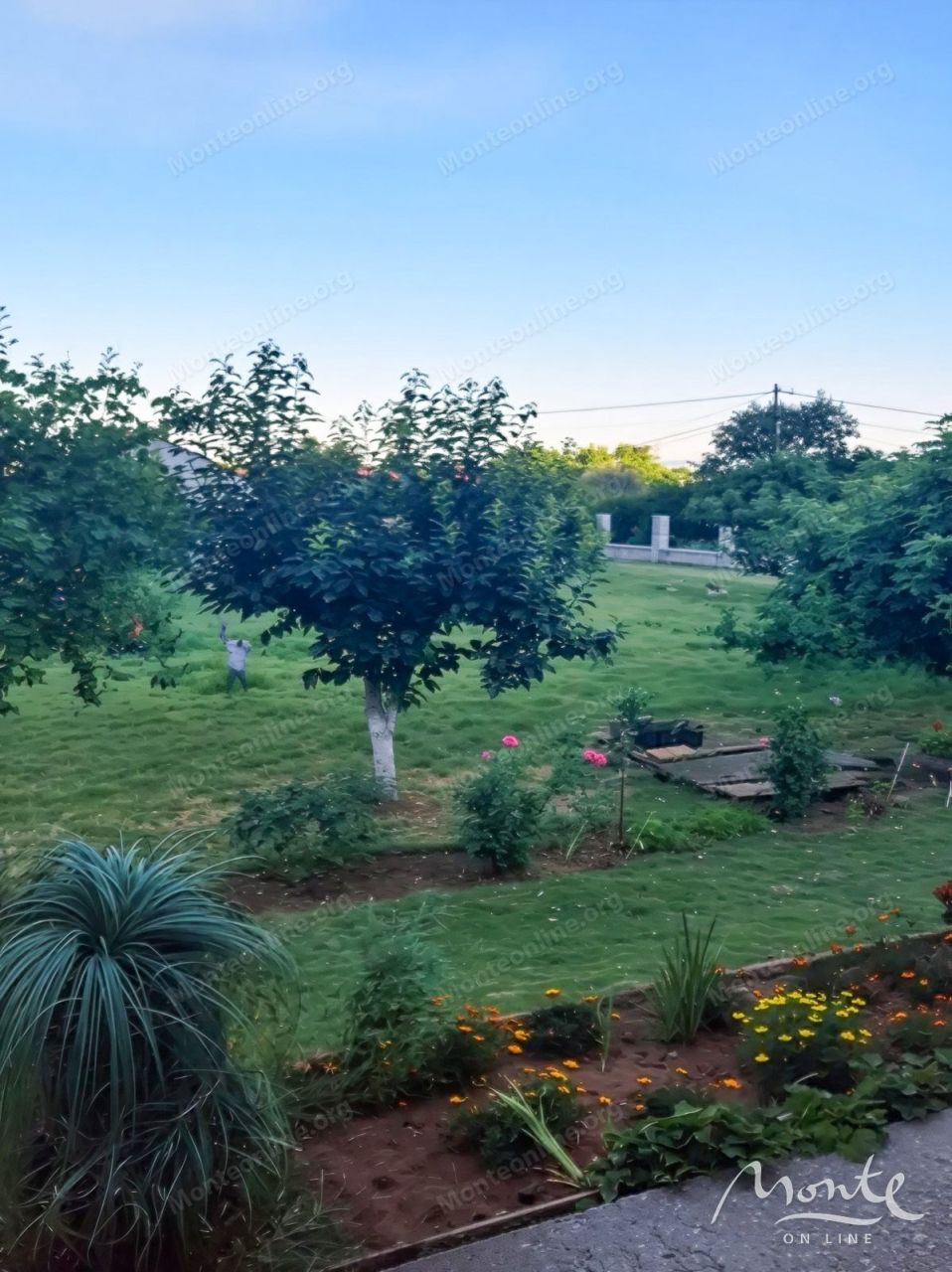 Terrain à Podgorica, Monténégro, 1 600 m² - image 1