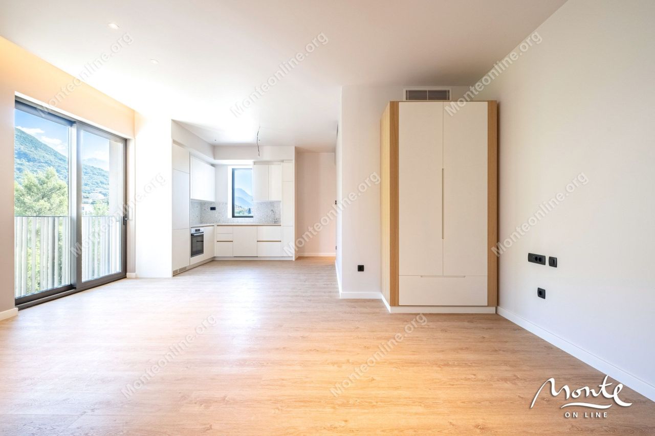 Apartamento en Tivat, Montenegro, 134 m² - imagen 5