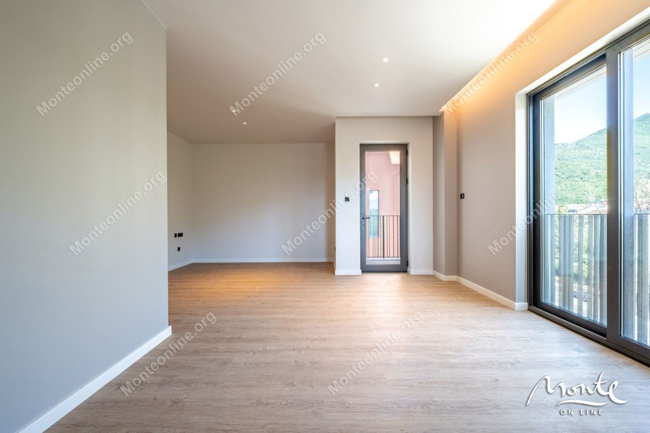 Apartamento en Tivat, Montenegro, 134 m² - imagen 7