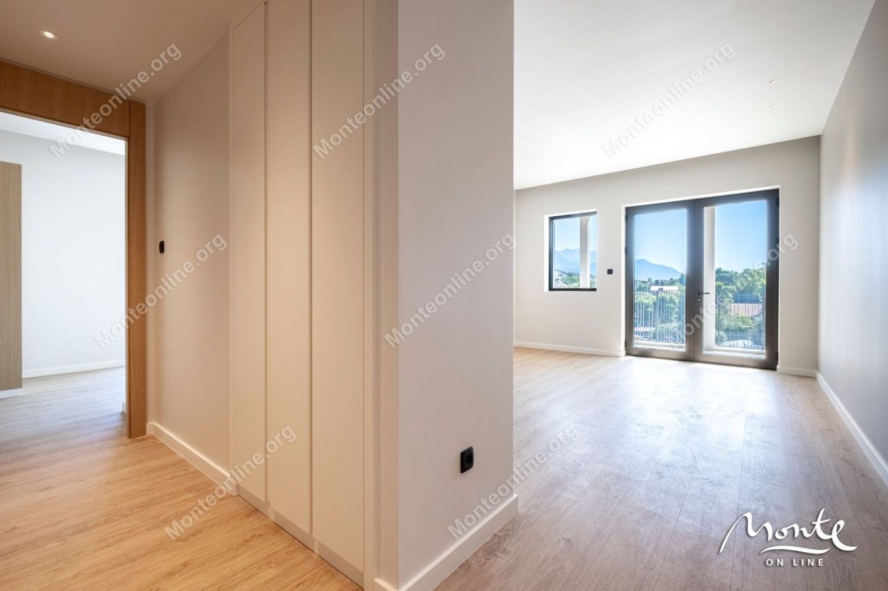 Apartamento en Tivat, Montenegro, 134 m² - imagen 18