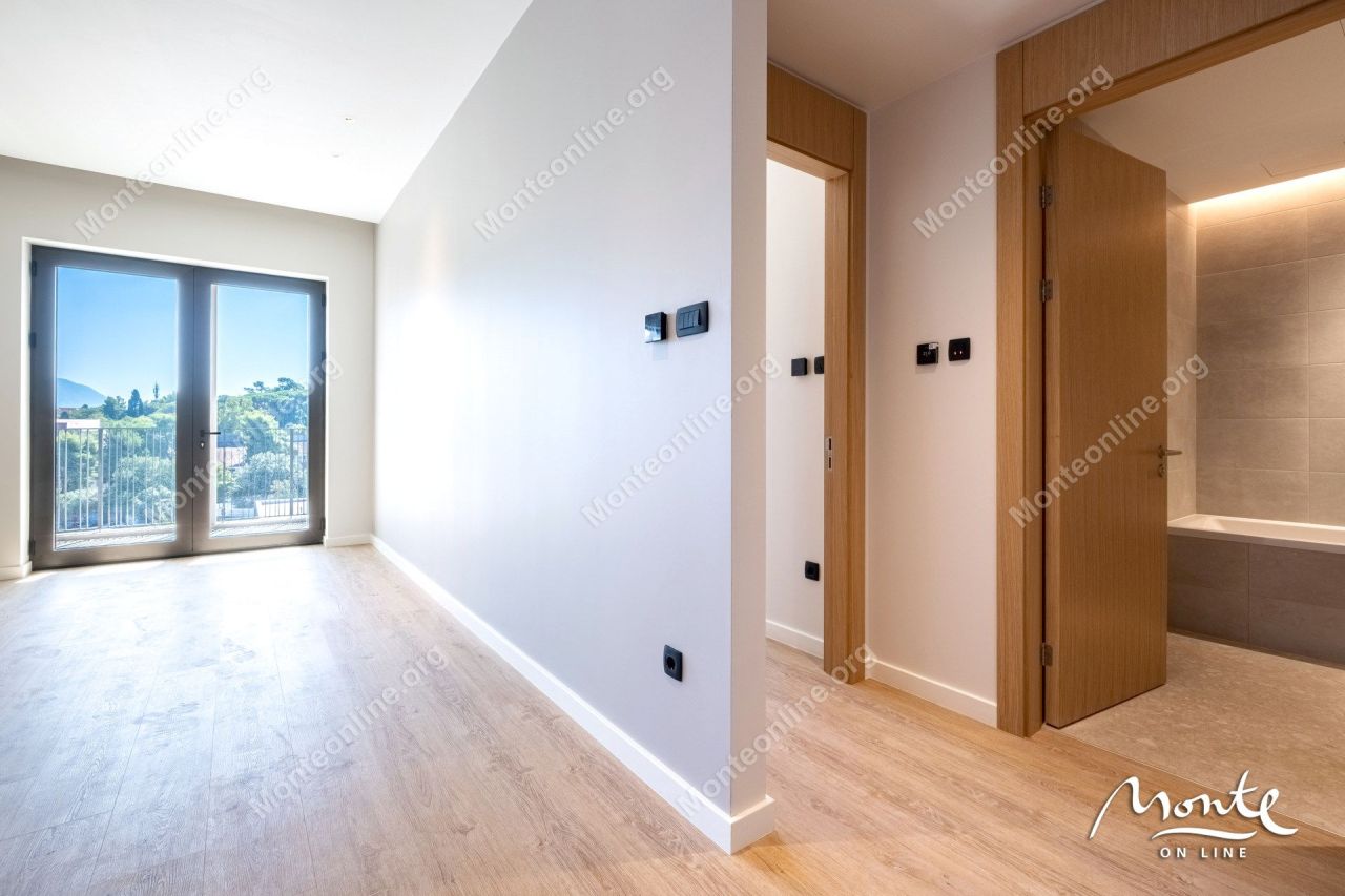 Apartamento en Tivat, Montenegro, 134 m² - imagen 19