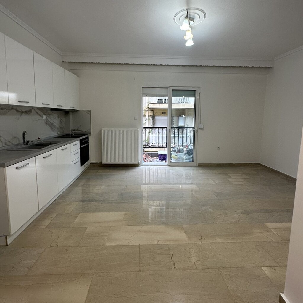 Flat in Thessaloniki, Greece, 89 m² - picture 2