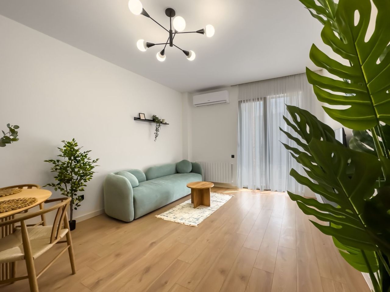 Appartement à Tbilissi, Géorgie, 87 m² - image 1