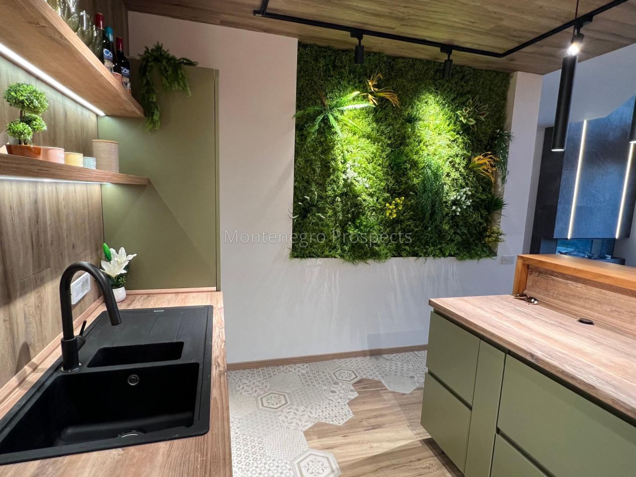 Villa a Tivat, Montenegro, 480 m² - foto 9