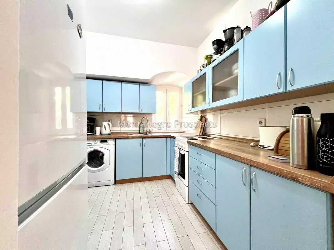 Wohnung in Kotor, Montenegro, 88 m² - Foto 1