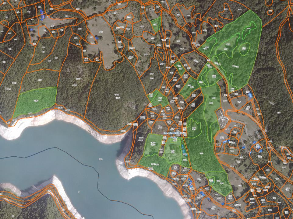 Terrain en Pluzine, Monténégro, 10 ha - image 14