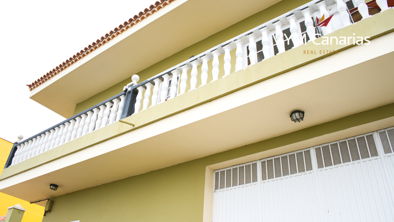 Villa in Teneriffa, Spanien, 450 m² - Foto 1
