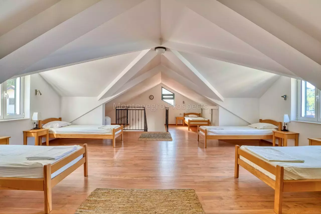 House in Tivat, Montenegro, 546 m² - picture 3