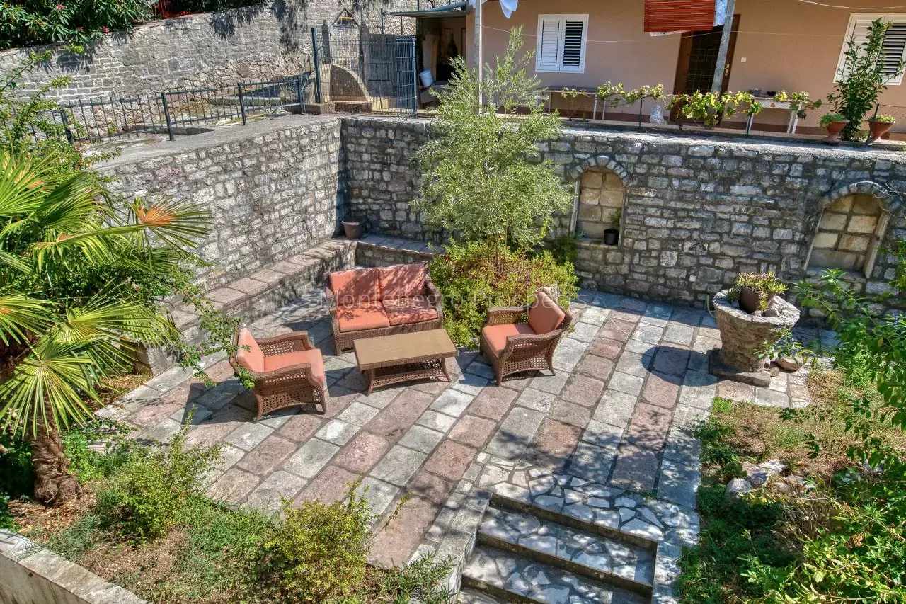 House in Tivat, Montenegro, 546 m² - picture 15