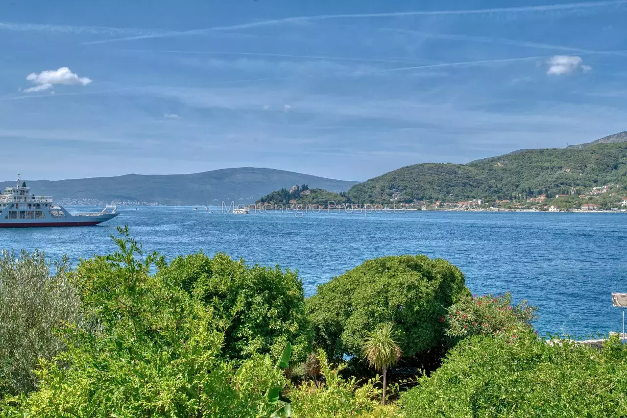 House in Tivat, Montenegro, 546 m² - picture 17