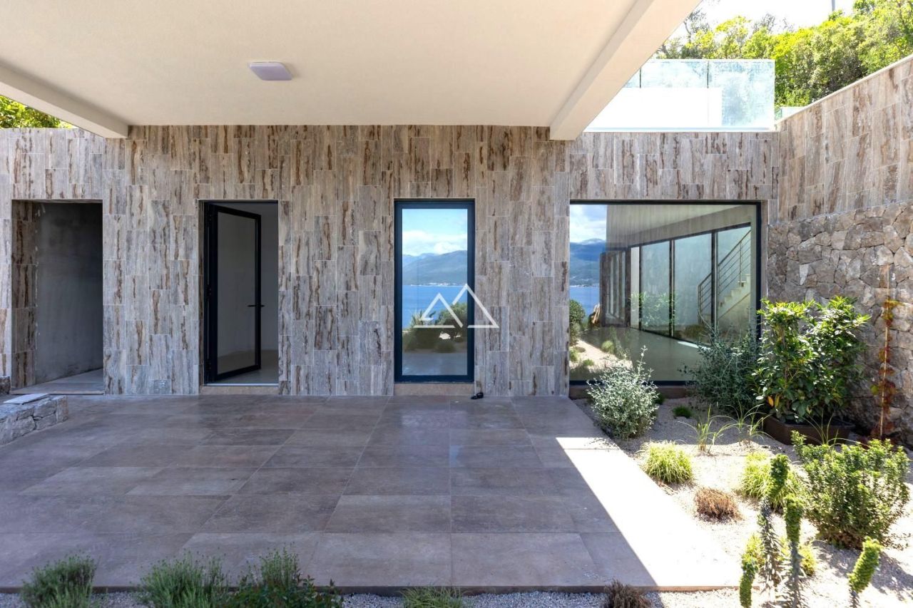 Villa a Krasici, Montenegro, 328 m² - foto 4