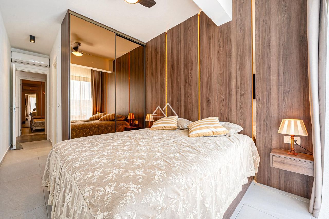 Apartment in Tivat, Montenegro, 91 m² - picture 11