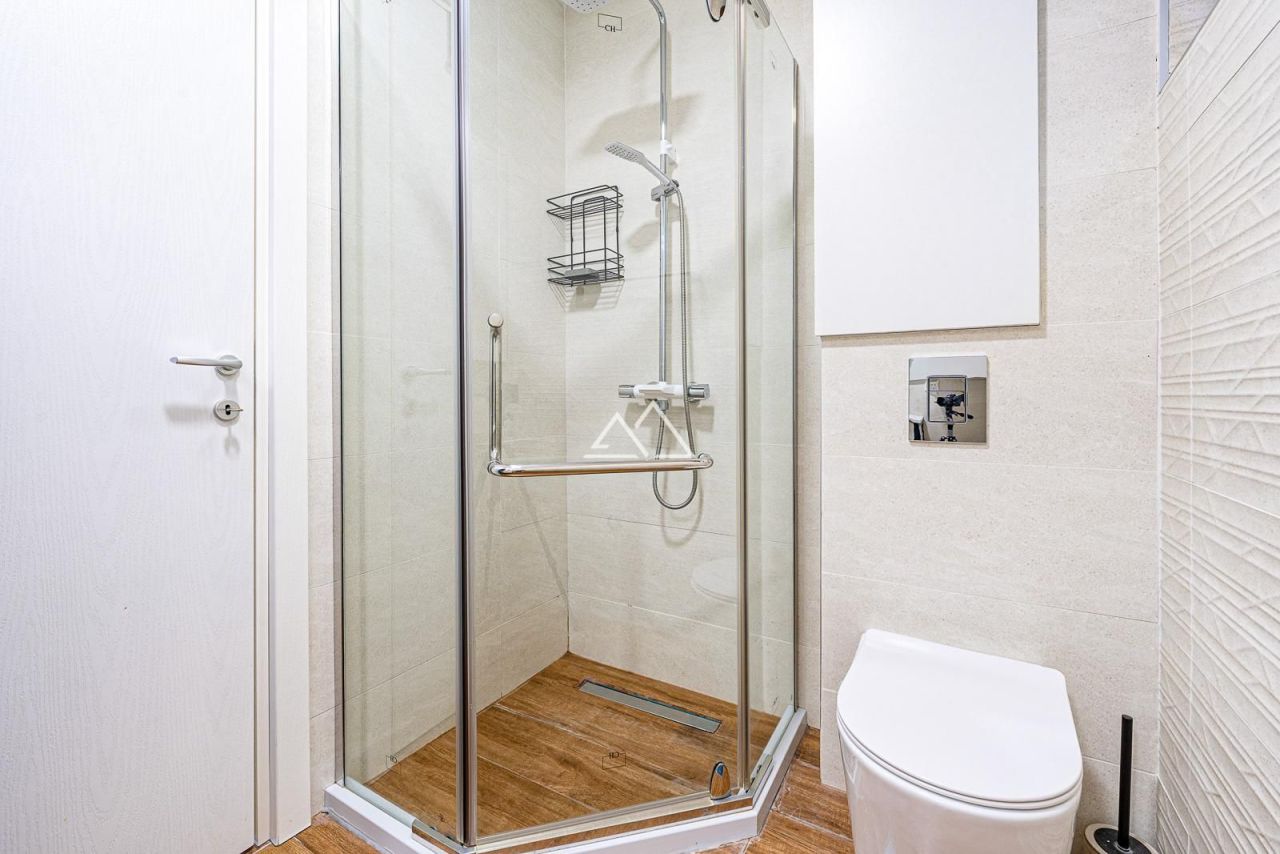 Apartment in Tivat, Montenegro, 91 m² - picture 12