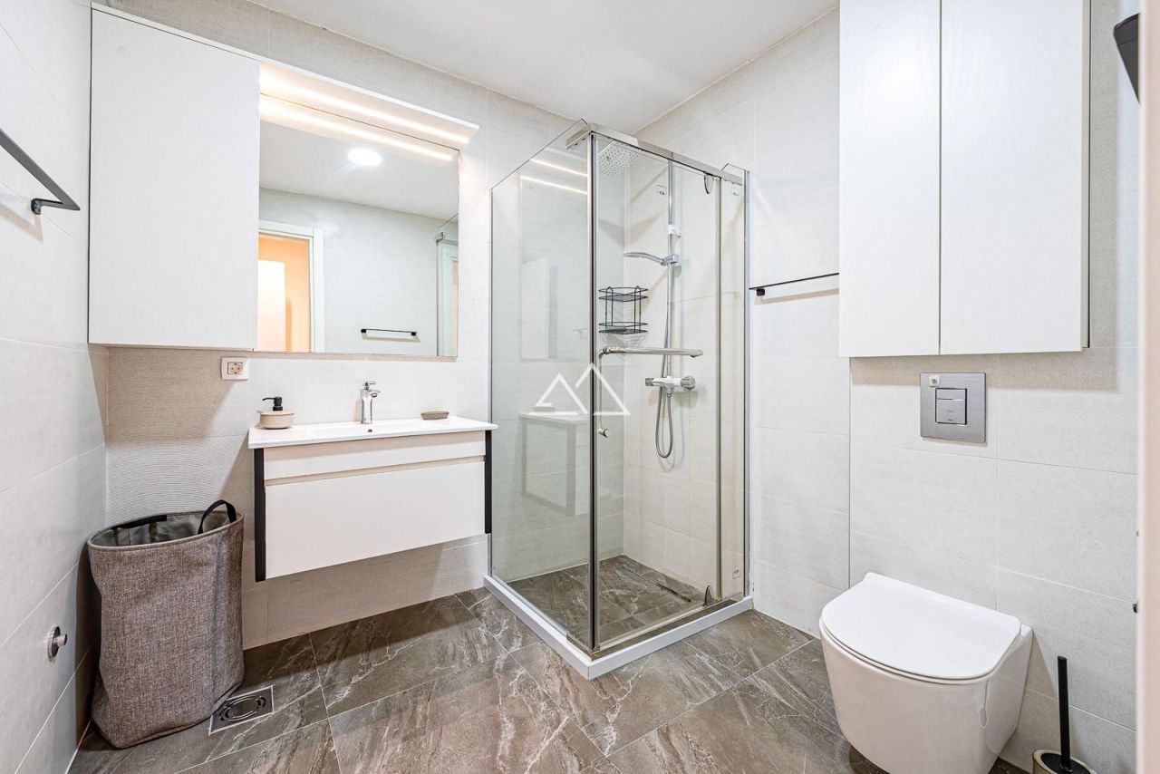 Apartment in Tivat, Montenegro, 91 m² - picture 15