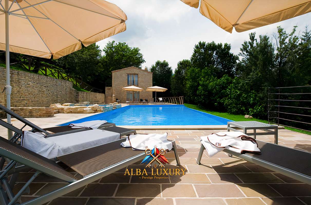 Villa Contrada Tesino, Italia, 600 m² - imagen 1