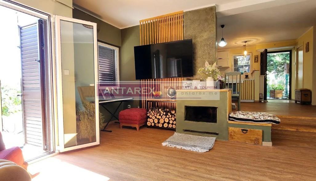 Villa à Petrovac, Monténégro, 100 m² - image 1