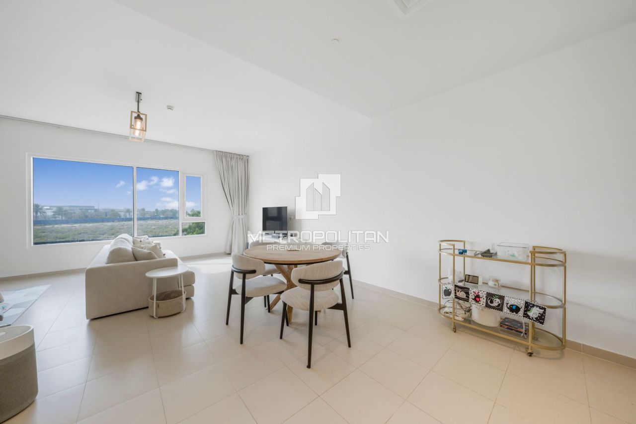 Casa adosada en Dubái, EAU, 113 m² - imagen 8