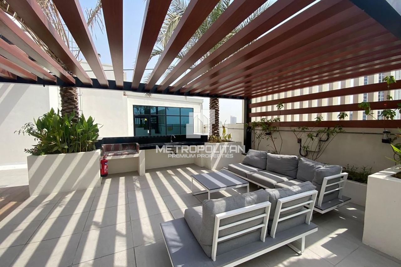 Apartment in Dubai, UAE, 35 m² - picture 11