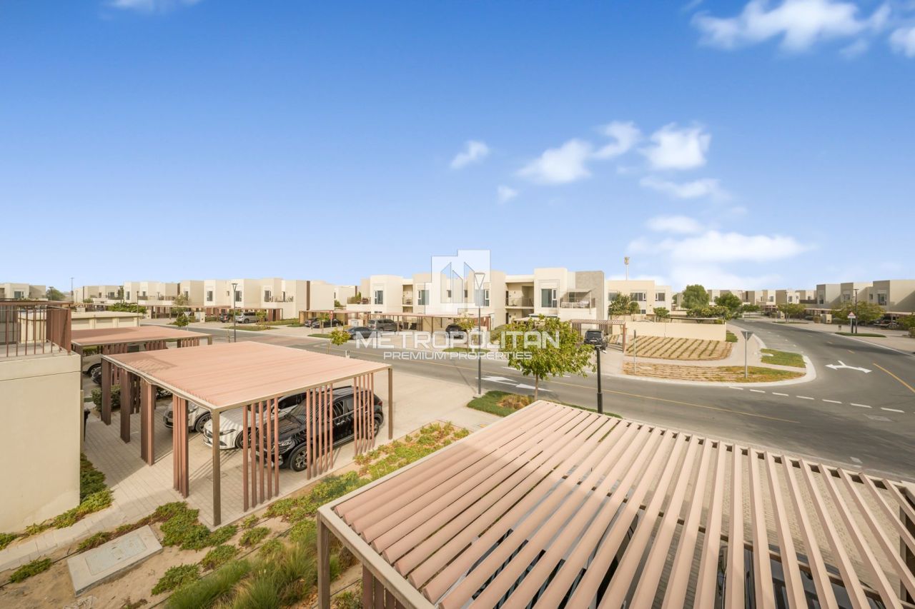 Casa adosada en Dubái, EAU, 113 m² - imagen 15