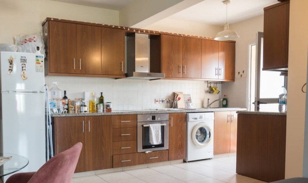 Apartment in Limassol, Cyprus - picture 4