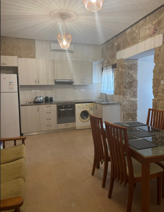 House in Paphos, Cyprus - picture 10