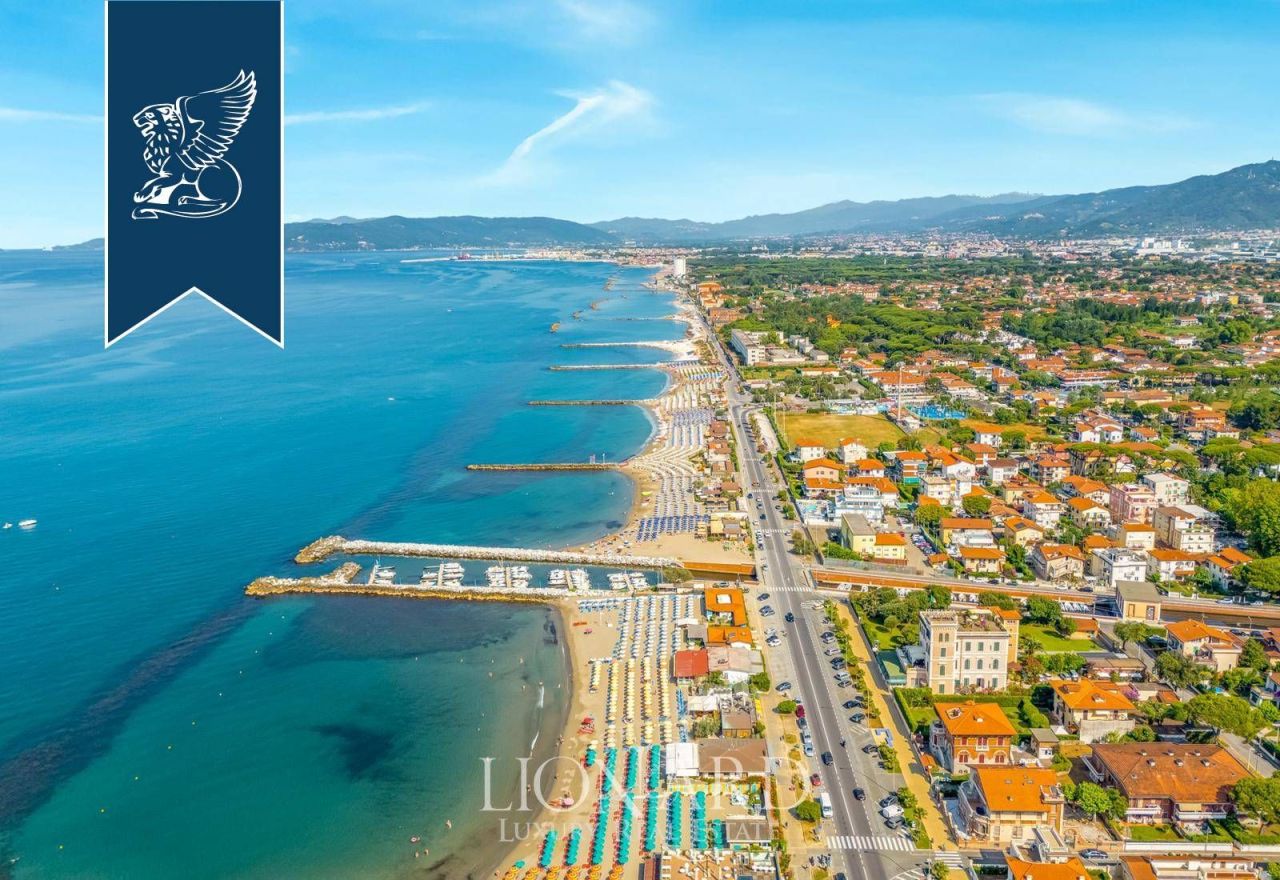 Hotel in Massa, Italy, 1 869 m² - picture 5