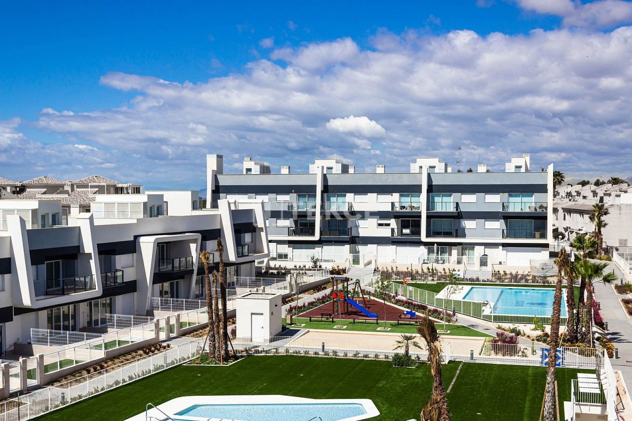 Appartamenti a Santa Pola, Spagna, 102 m² - foto 1