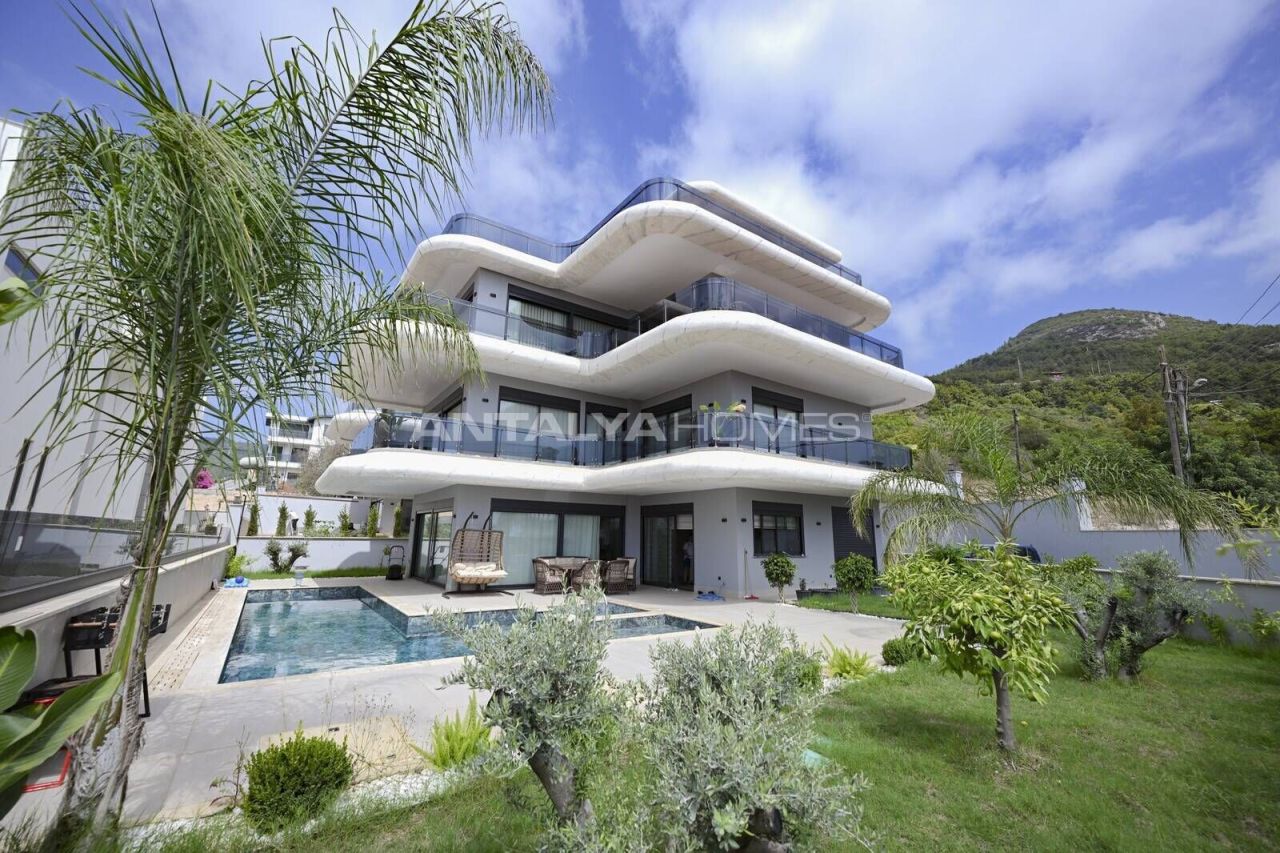 Villa à Alanya, Turquie, 555 m² - image 1