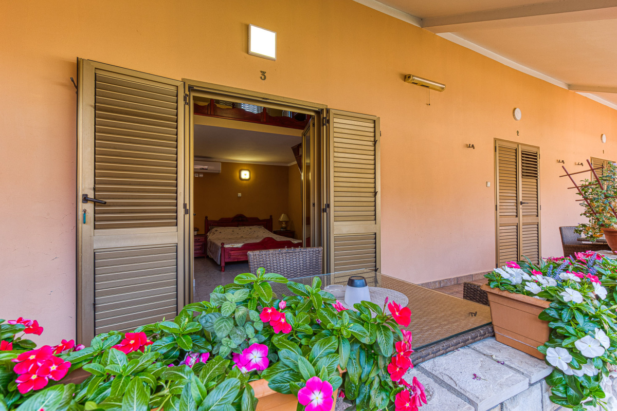 Casa a Budva, Montenegro, 1 500 m² - foto 5