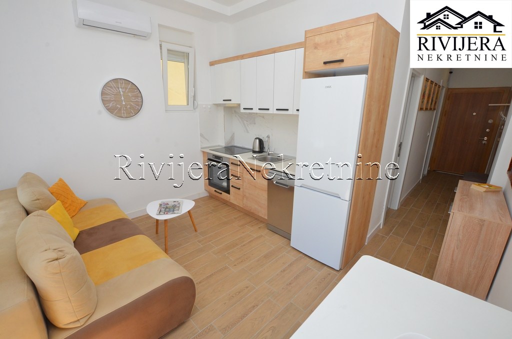 Appartement à Herceg-Novi, Monténégro, 4 499 m² - image 2