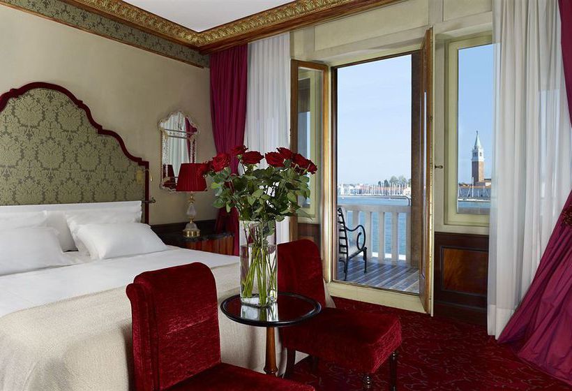 Hôtel à Venise, Italie, 1 500 m² - image 1
