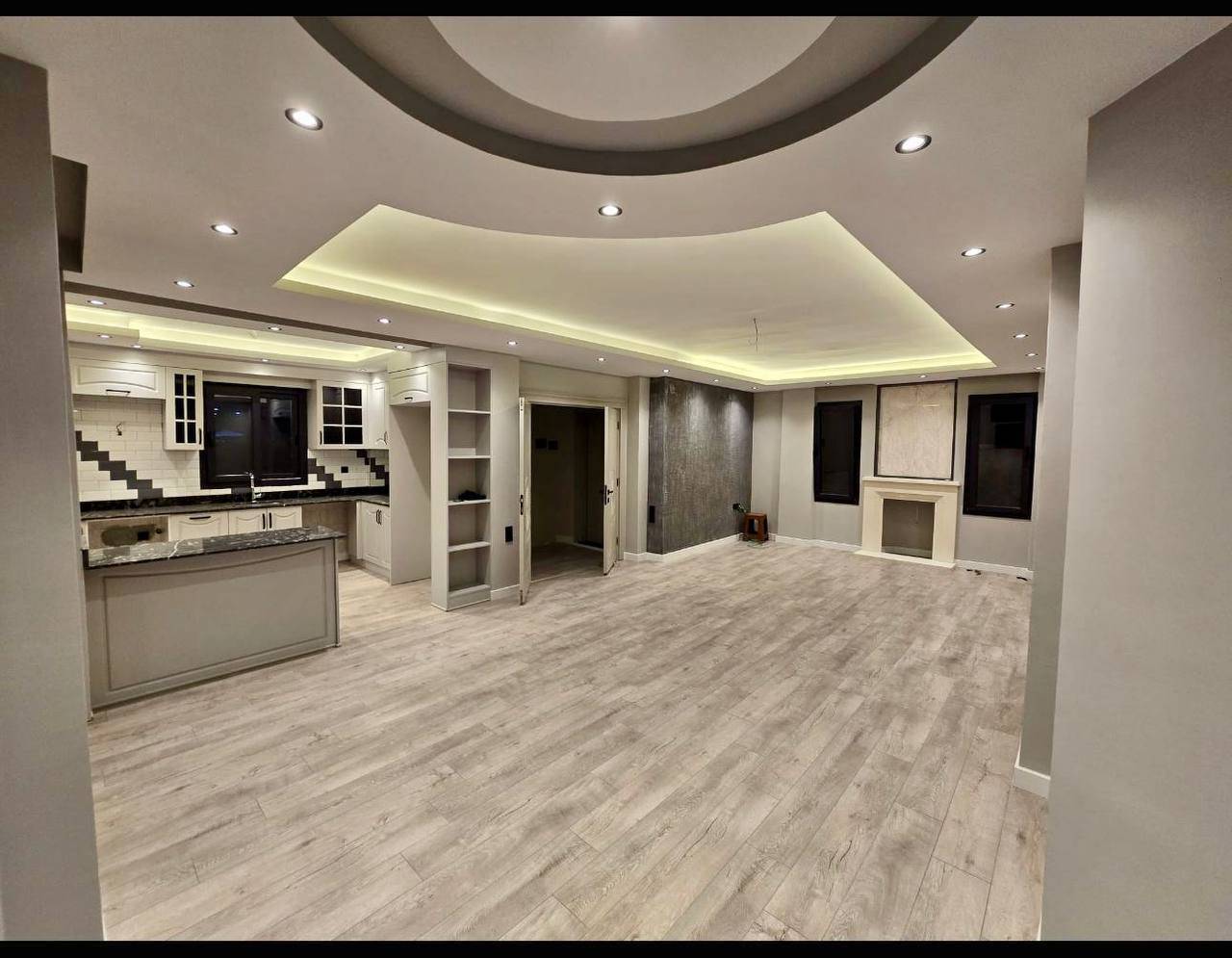 Villa in Mersin, Türkei, 350 m² - Foto 1