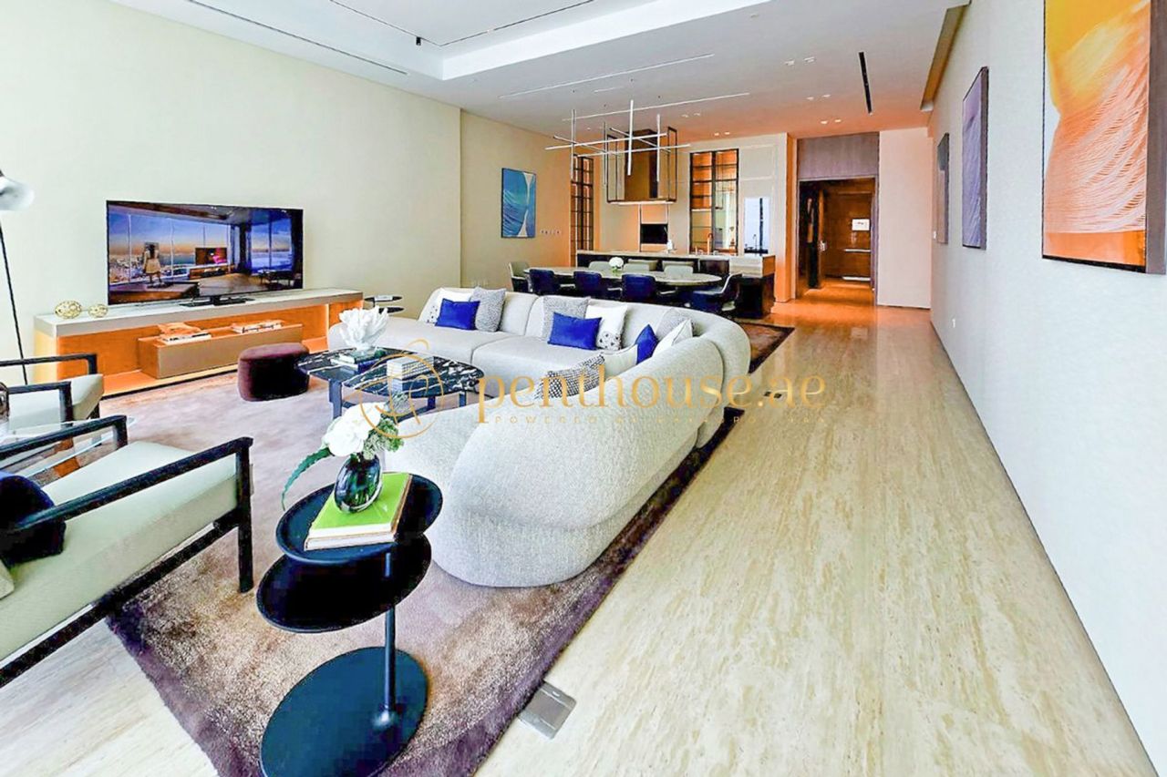 Apartment in Dubai, UAE, 297 m² - picture 1