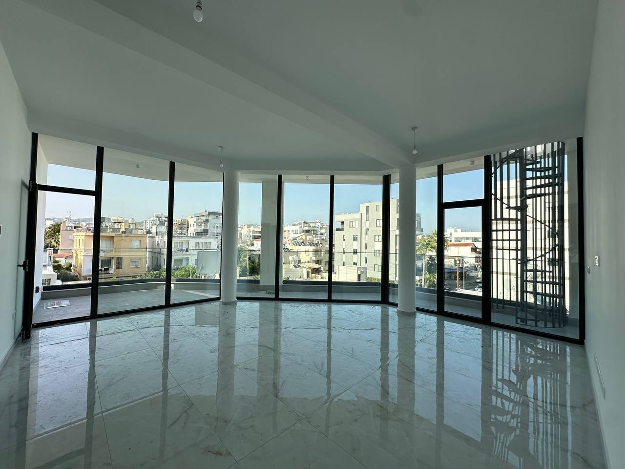 Penthouse in Limassol, Cyprus, 143 m² - picture 2