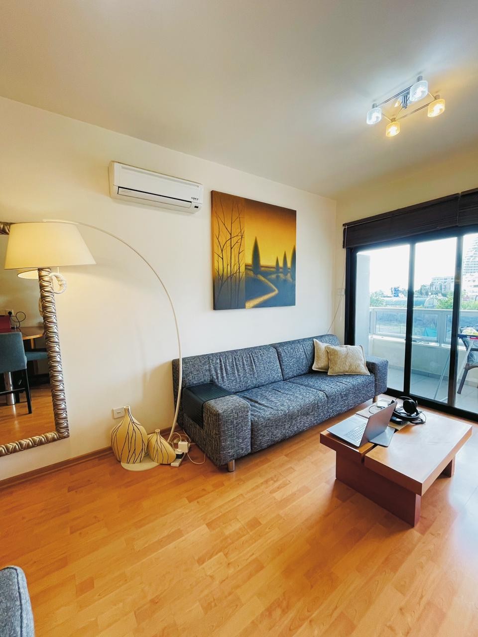 Apartment in Limassol, Cyprus - picture 3