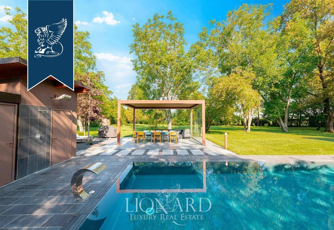 Villa en Módena, Italia, 6 000 m² - imagen 6