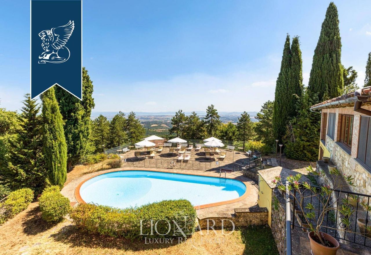 Farm in Sarteano, Italy, 1 540 m² - picture 7