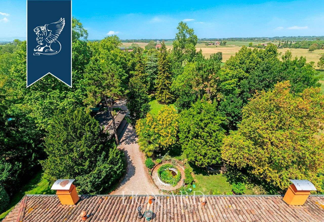 Villa en Módena, Italia, 6 000 m² - imagen 10