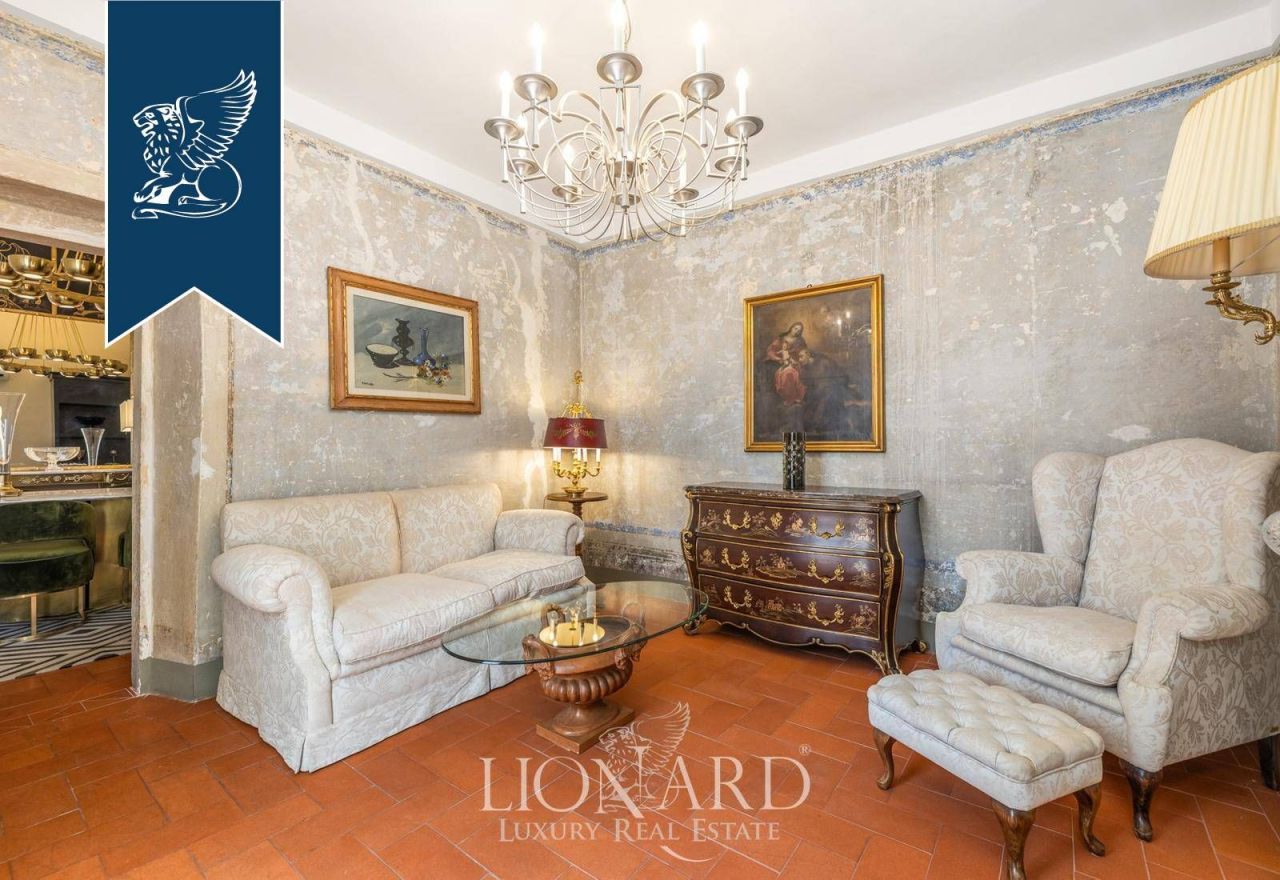 Apartment in Florence, Italy, 170 m² - picture 10